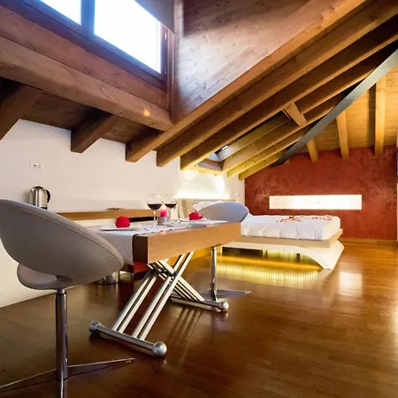 Konukevi Veneta-ca' Sabbioni Venedik