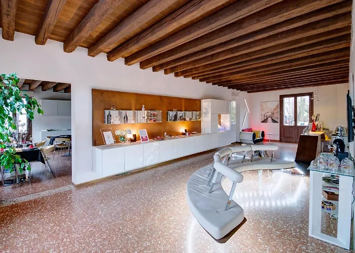 Veneta-ca' Sabbioni Venedik